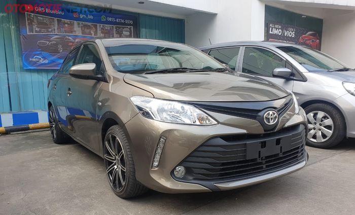 Toyota Limo modifikasi Vios Facelift versi Thailand