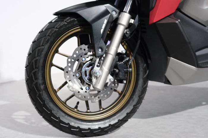 Ilustrasi, rem cakram di motor matic Honda ADV160