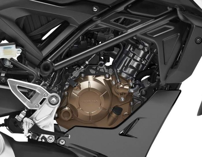 mesin Honda CB125R model 2021 lebih bertenaga dibanding versi sebelumnya