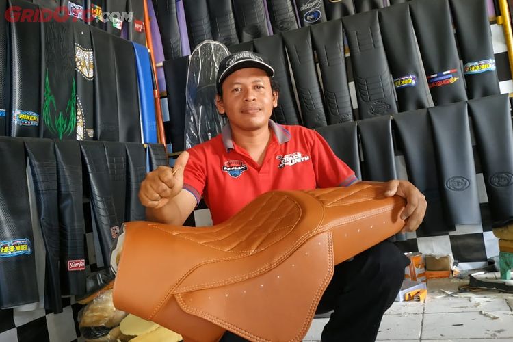 Pengin Servis Atau Modifikasi Jok Motor Di Bengkel Spesialis Harganya Mulai Rp 45 Ribuan Gridoto Com