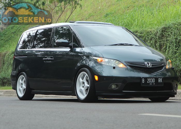Honda Elysion Seken Harganya Cuma Tinggal Segini Mpv Tampang Jdm Gridoto Com