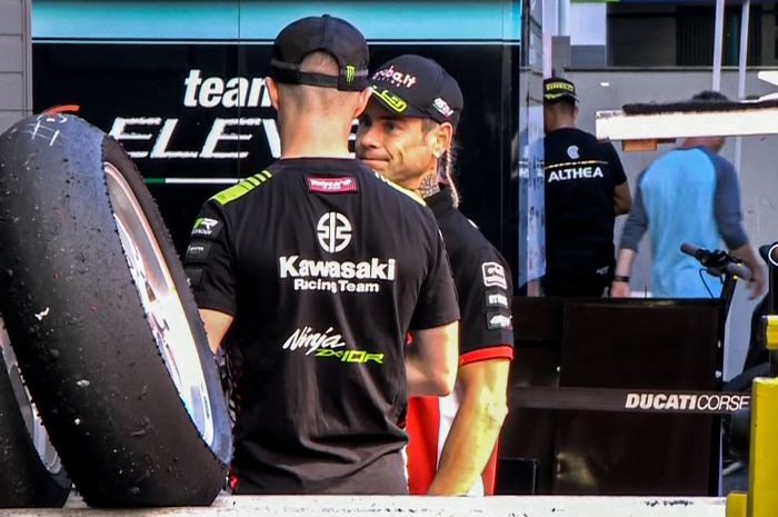 Jonathan Rea dan Alvaro Bautista membicarakan insiden bentrokan di race 2 WorldSBK Prancis 2022