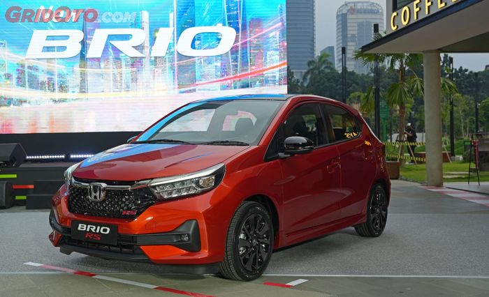 Honda Brio masih pepet Sigra dalam hal penjualan