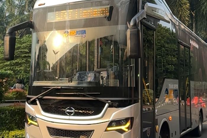 Uji coba Biskita di Depok