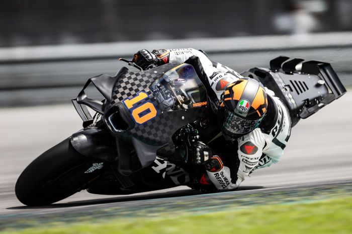 Luca Marini mengejutkan Jorge Martin