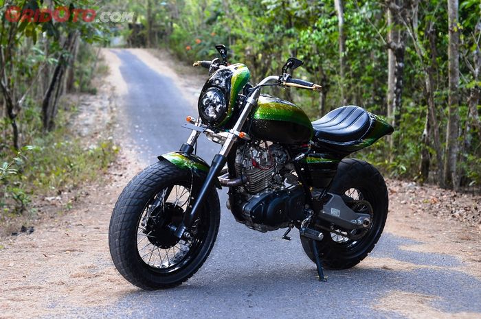 Suzuki Thunder 250 scrambler