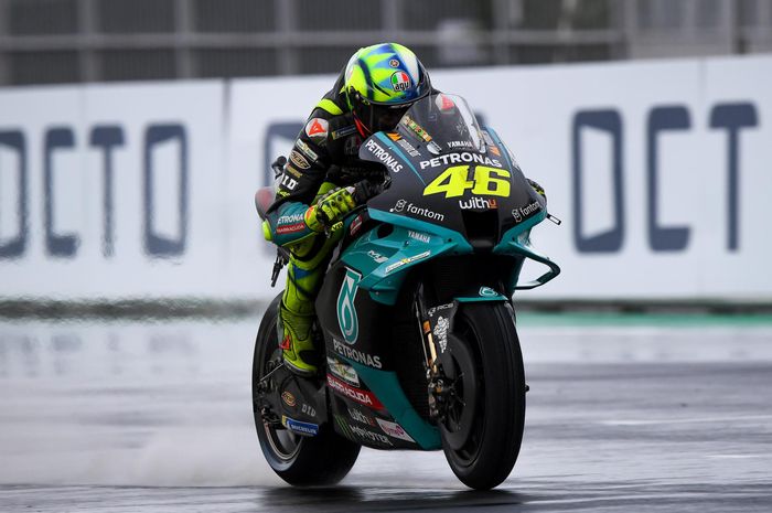 Valentino Rossi menyambut baik hujan yang mengguyur Sirkuit Misano pada hari pertama gelaran MotoGP San Marino 2021