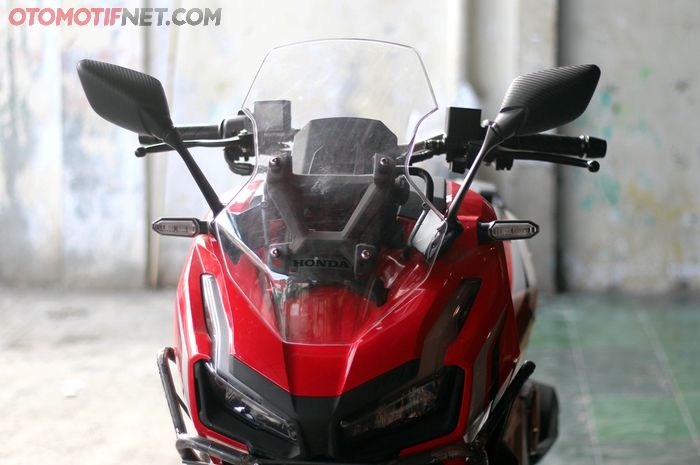 Honda ADV150 pakai spion aftermarket