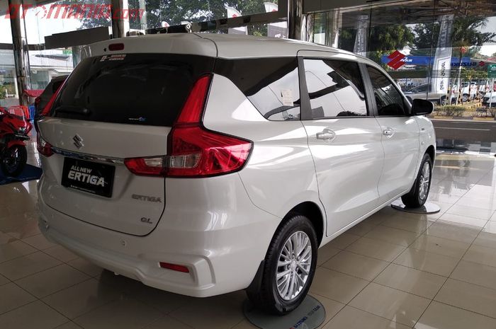 Pasang spoiler atap, Ertiga baru bisa lebih sporty