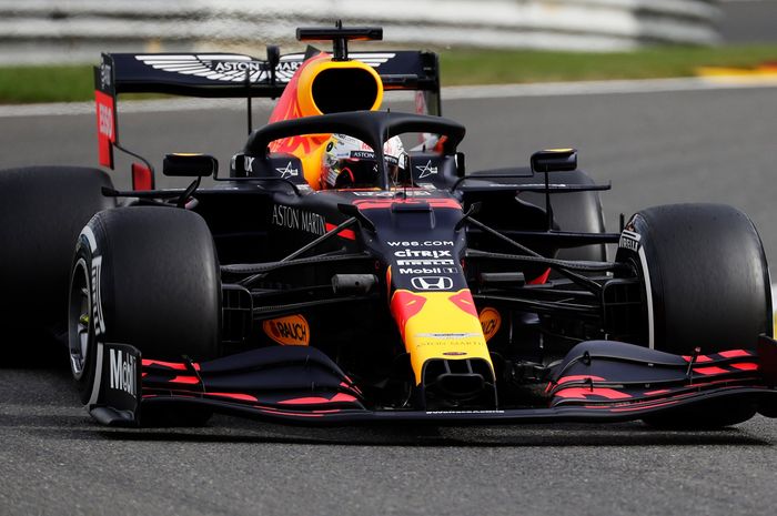 Max Verstappen menjadi yang tercepat, sementara Daniel Ricciardo mampu  ngasapi Lewis Hamilton di FP2 F1 Belgia 2020