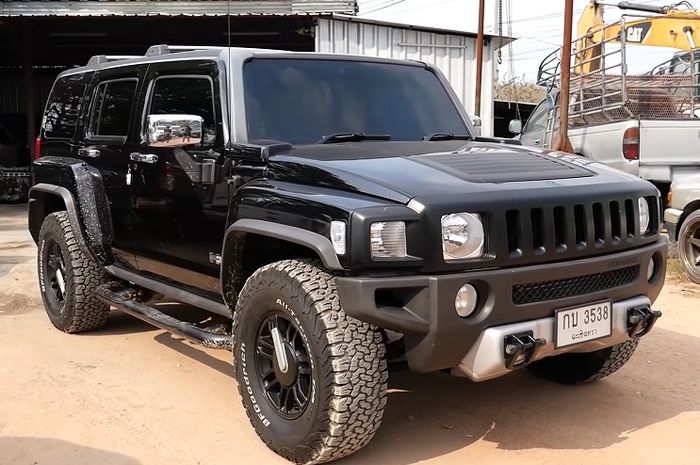 Modifikasi Hummer H3 ini sudah engine swap pakai mesin 1GD Toyota Fortuner