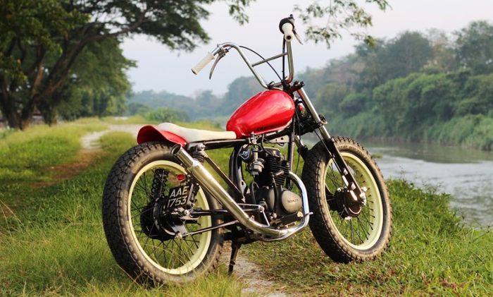 Honda CG125 custom chopper-bobber besutan FNG Works