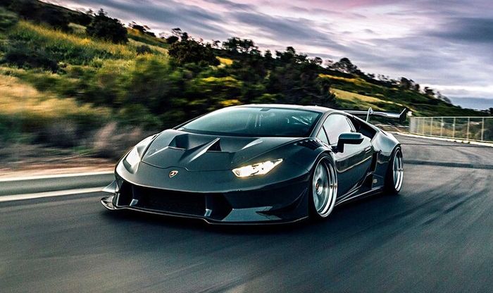 Tampilan sangar modifikasi Lamborghini Huracan ala mobil balap