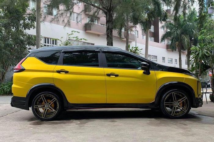 Ilustrasi wrapping mobil