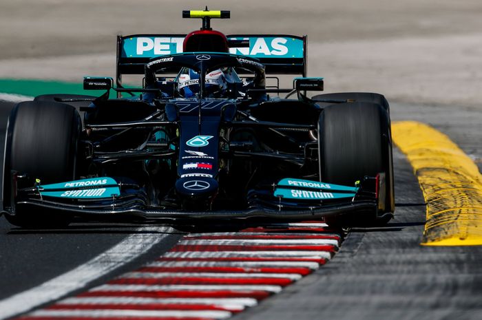 Valtteri Bottas tercepat di FP2 F1 Hongaria 2021