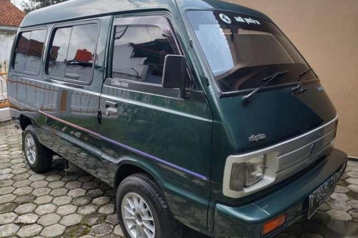 Mobil Carry Minibus Bekas