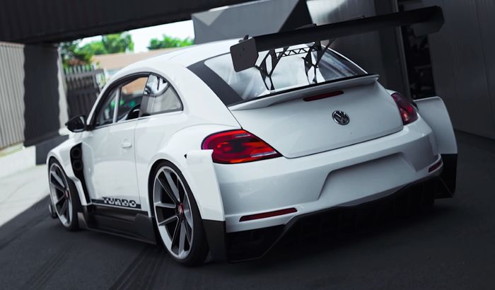 Pasokan wide body bikin tampilan VW Beetle lebih sangar dan radikal