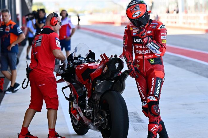 Berbeda dengan Yamaha yang fokus mencari top speed, Francesco Bagnaia mengaku Ducati lebih mementingkan kecepatan menikung di tes MotoGP Misano 2022