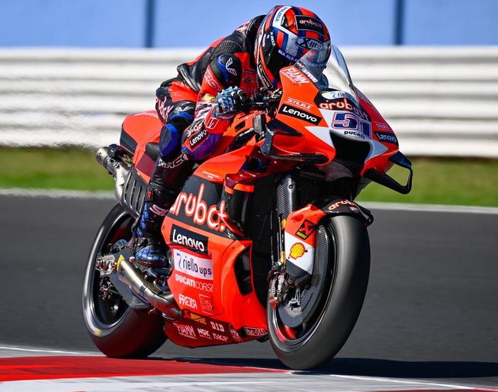 Aruba.it Racing-Ducati kerap turun di ajang MotoGP melalui fasilitas wildcard untuk Michele Pirro