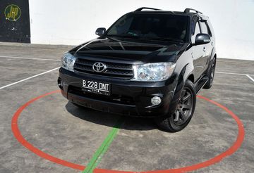 Di Saat Yang Lain Masih Lemot Toyota Fortuner Ini Tembus 320 Dk Semua Halaman Gridoto Com