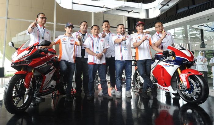 Marc Marquez dan Dani Pedrosa berkunjung ke Indonesia untuk program kampanye safety riding tahun lalu