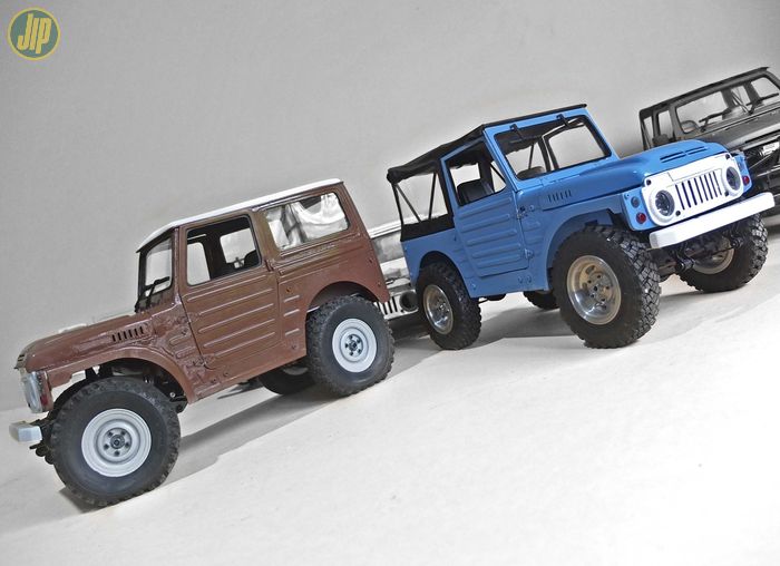 Penampakan RC Adventure Suzuki Jimny LJ80 dengan body berbahan plat besi.