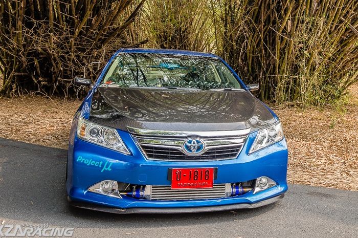 Modifikasi Toyota Camry asal Thailand dandan agresif bergaya street racing