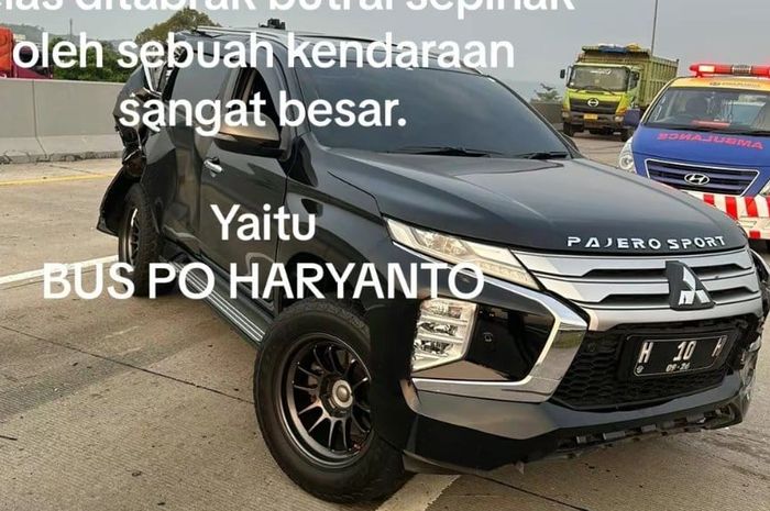 Kondisi Mitsubishi Pajero Sport usai ditabrak bus PO Haryanto dari belakang