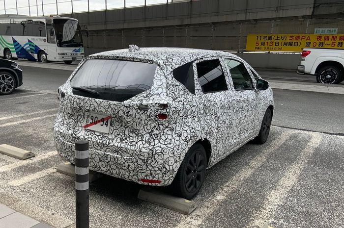 Bagian buritan Jazz terbaru