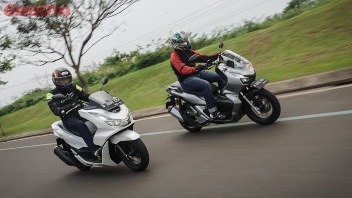 Ilustrasi touring dengan Honda ADV150