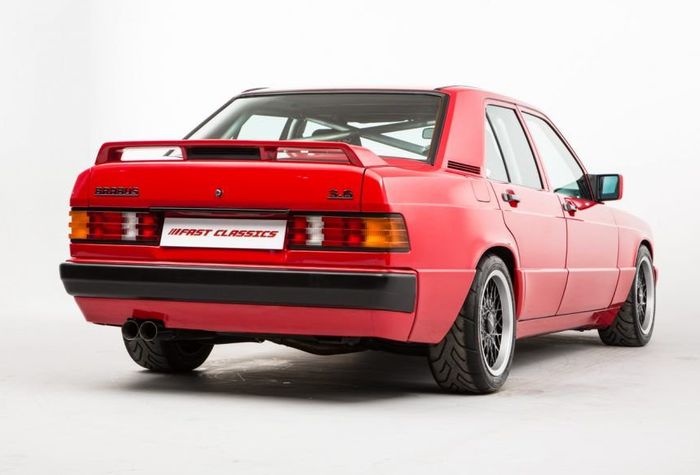 spoiler belakang buatan Brabus