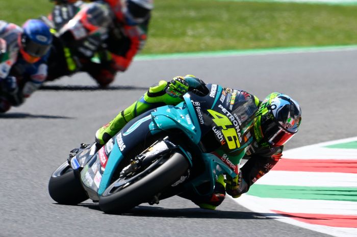 Valentino Rossi menilai balapan MotoGP Italia 2021 sebaiknya tetap digelar meski Jason Dupasquier meninggal