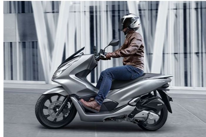 Warna silver baru Honda All New PCX 150