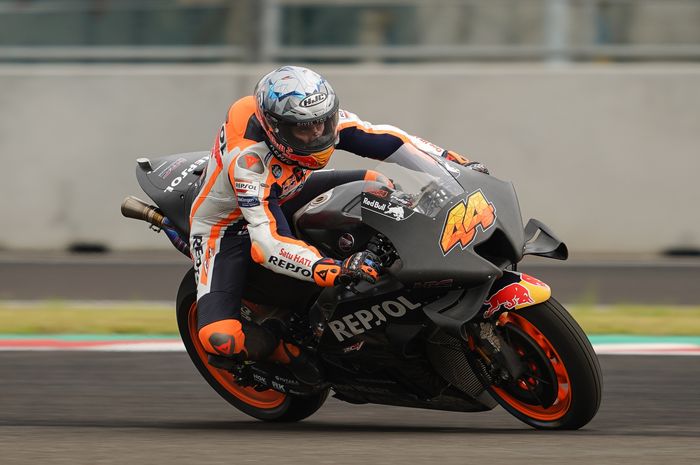 Pol Espargaro jadi yang tercepat di tes MotoGP Indonesia 2022 hari pertama