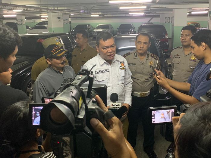 Ferrari dan Rolls Royce Diincar, BPRD Malah Nemu Mobil-Mobil Klasik Nunggak Pajak di Tanah Abang