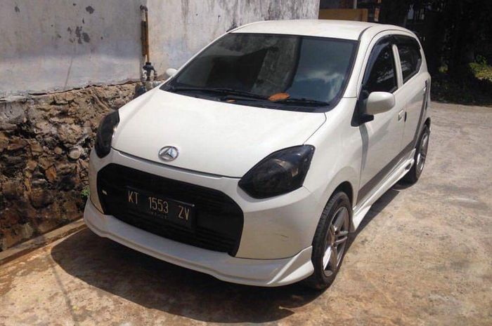 salah satu hasil karya ZM Auto Bodykit dengan bahan duraflex