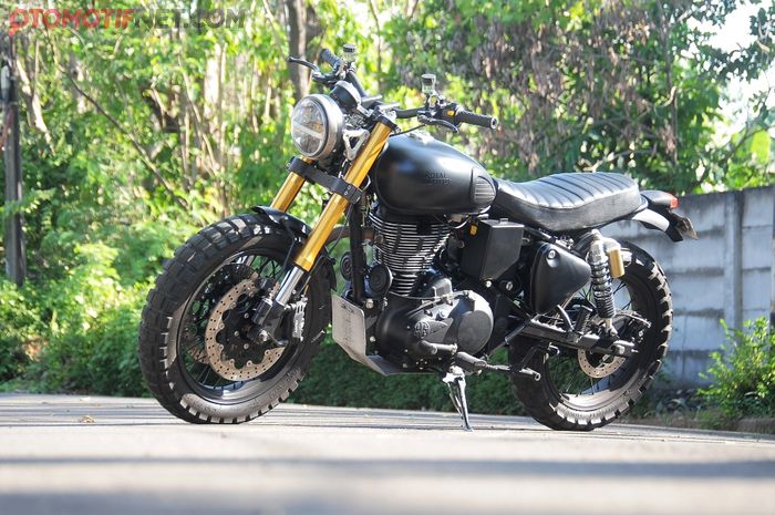 Modifikasi Royal Enfield Classic 500 scrambler