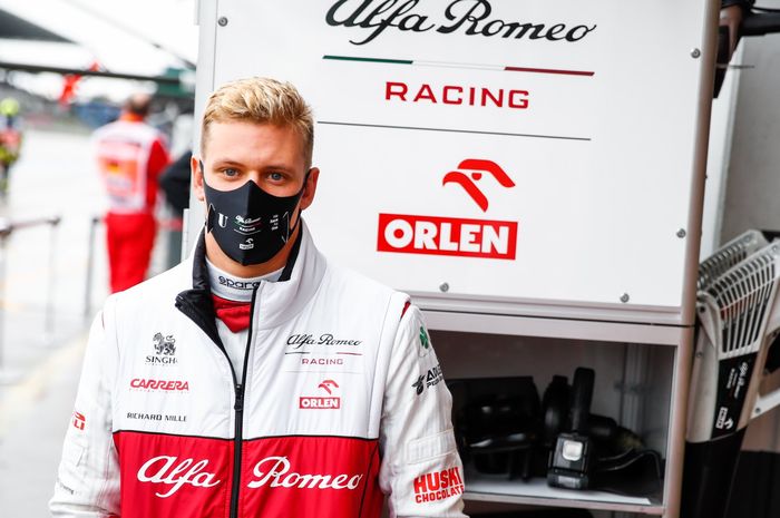 Mick Schumacher resmi bergabung dengan HAAS F1 Team di F1 2021