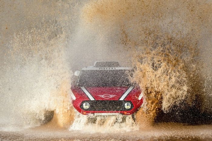 MINI John Cooper Works Buggy