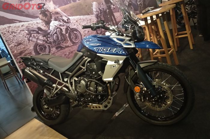 Triumph New Tiger 800 XCX