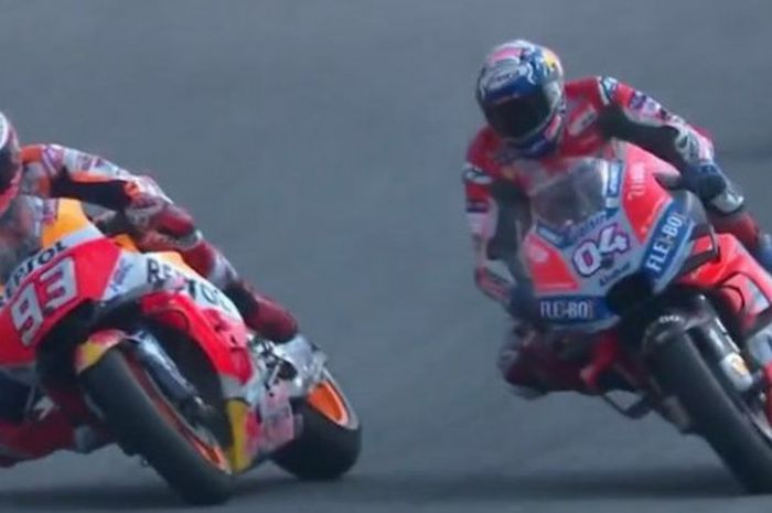 Andrea Dovizioso (kanan) mengungkap perkembangan motor Ducati di sesi latihan bebas MotoGP Malaysia 