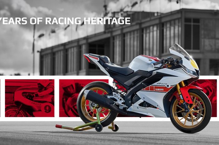 Yamaha R125 dengan livery 60th Anniversary