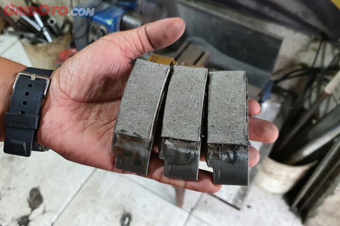 Kampas ganda racing hasil pantekan atau relining buatan 126 Project