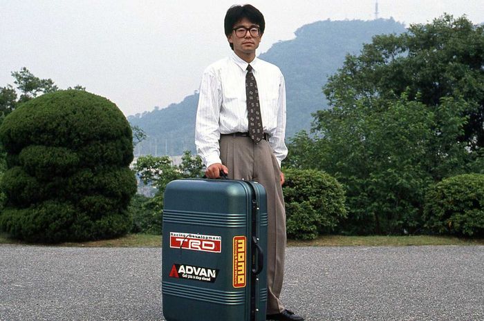 Mazda Suitcase Car saat diubah menjadi koper