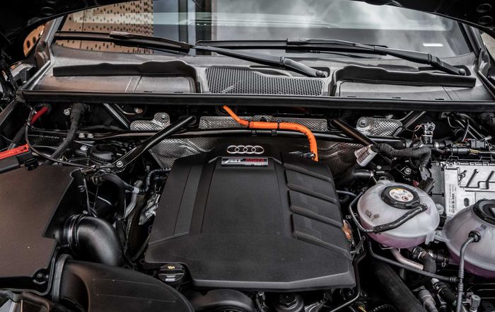 Modifikasi Audi Q5 kena suntik vitamin hingga tembus 420 dk