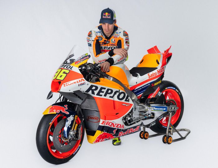 Tim Repsol Honda akhirnya meluncurkan livery motor Marc Marquez dan Joan Mir untuk MotoGP 2023