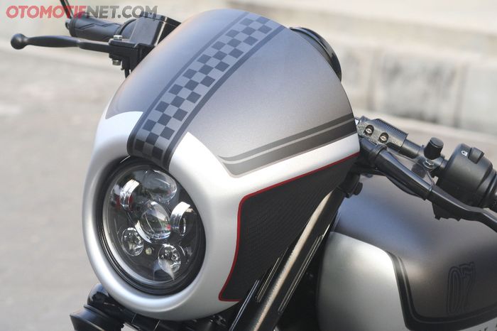 Batok lampu baru kuat nuansa Harley-Davidson Street 500 cafe racer makin kental