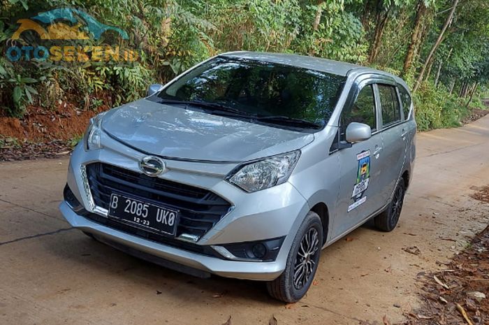 Spesifikasi dan kisaran harga Daihatsu Sigra 1.2 seken tahun 2016.