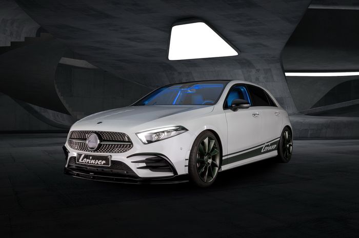 Modifikasi Mercedes-Benz A-Class hasil garapan Lorinser, Jerman