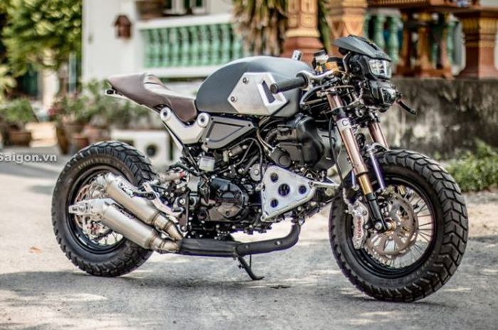 Honda MSX 125 bergaya cafe racer